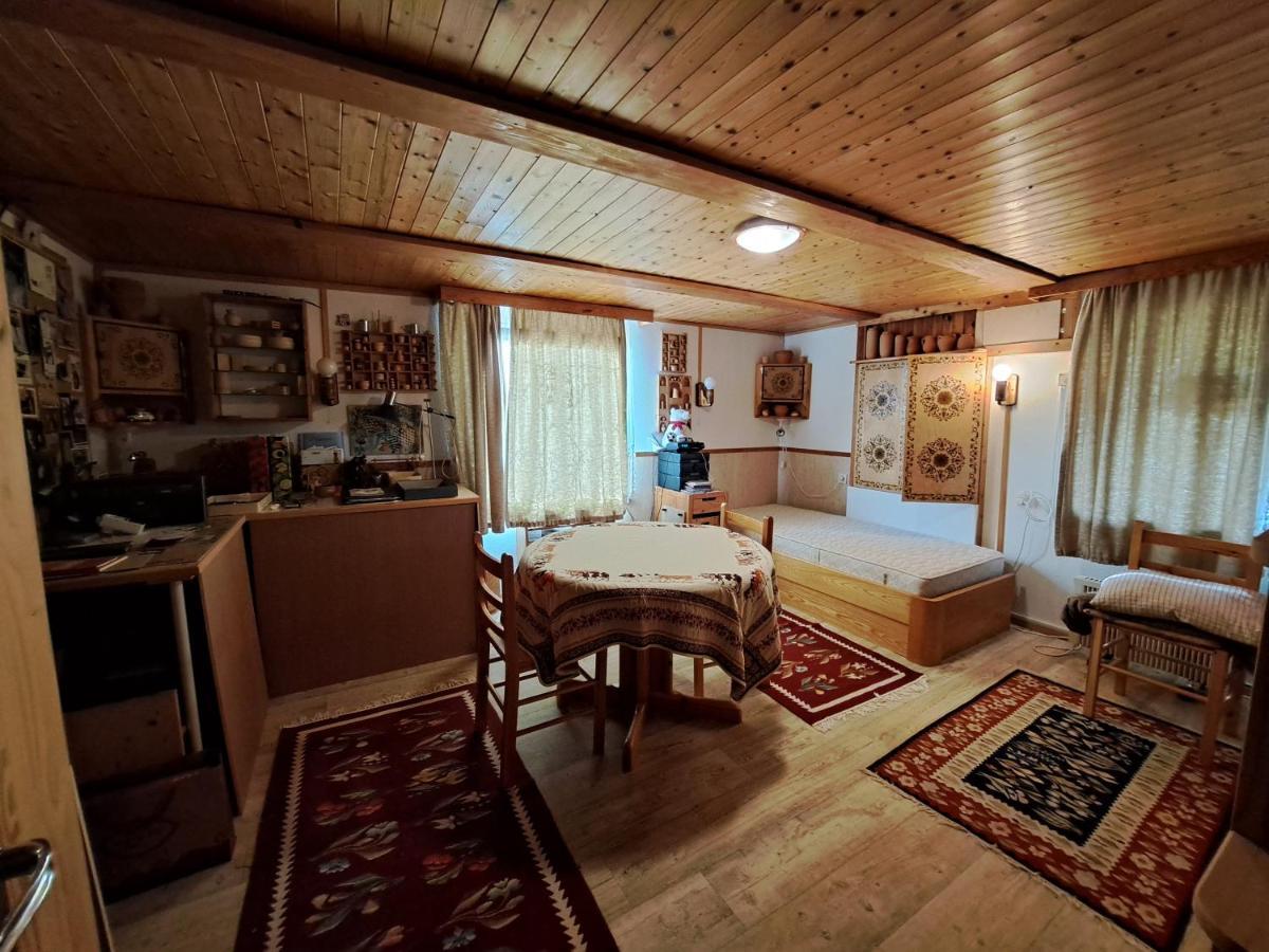 Вилла Cosy House In Picturesque Jura Дусье Экстерьер фото