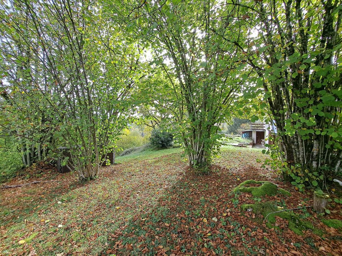 Вилла Cosy House In Picturesque Jura Дусье Экстерьер фото